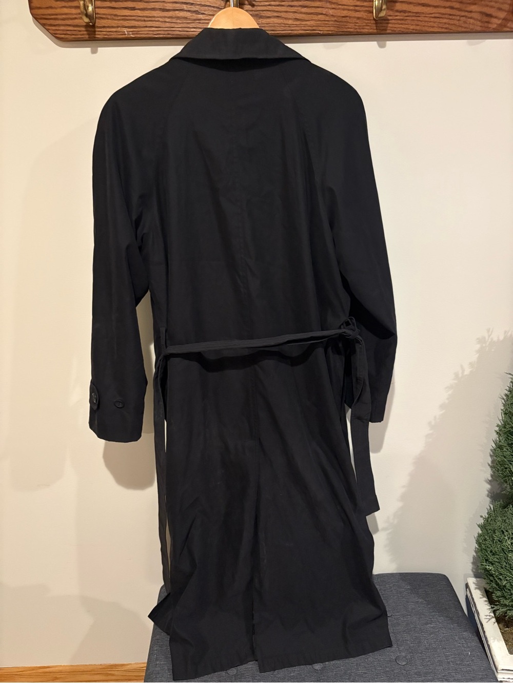 London Fog Black Double-Breasted Trench with Belt Limited Edition - Picture 5 of 5